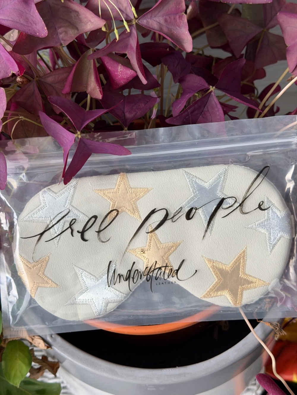FREE PEOPLE Starry Vegan Leather Eye Mask with removable Cooling Insert - Picture 15 of 16